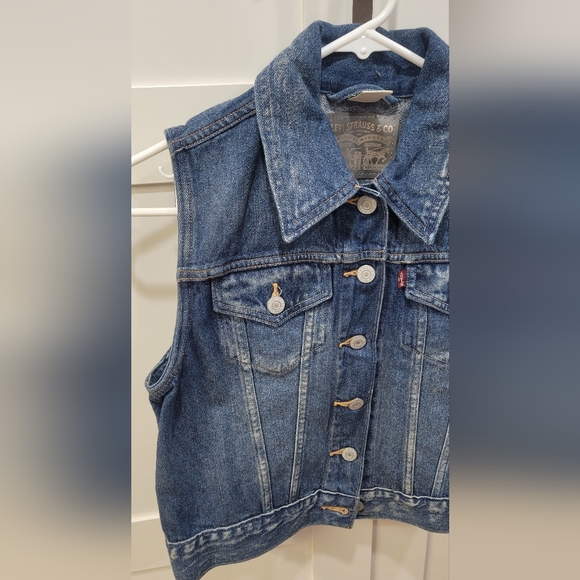 Levi's Jean vest - Picture 2 of 7